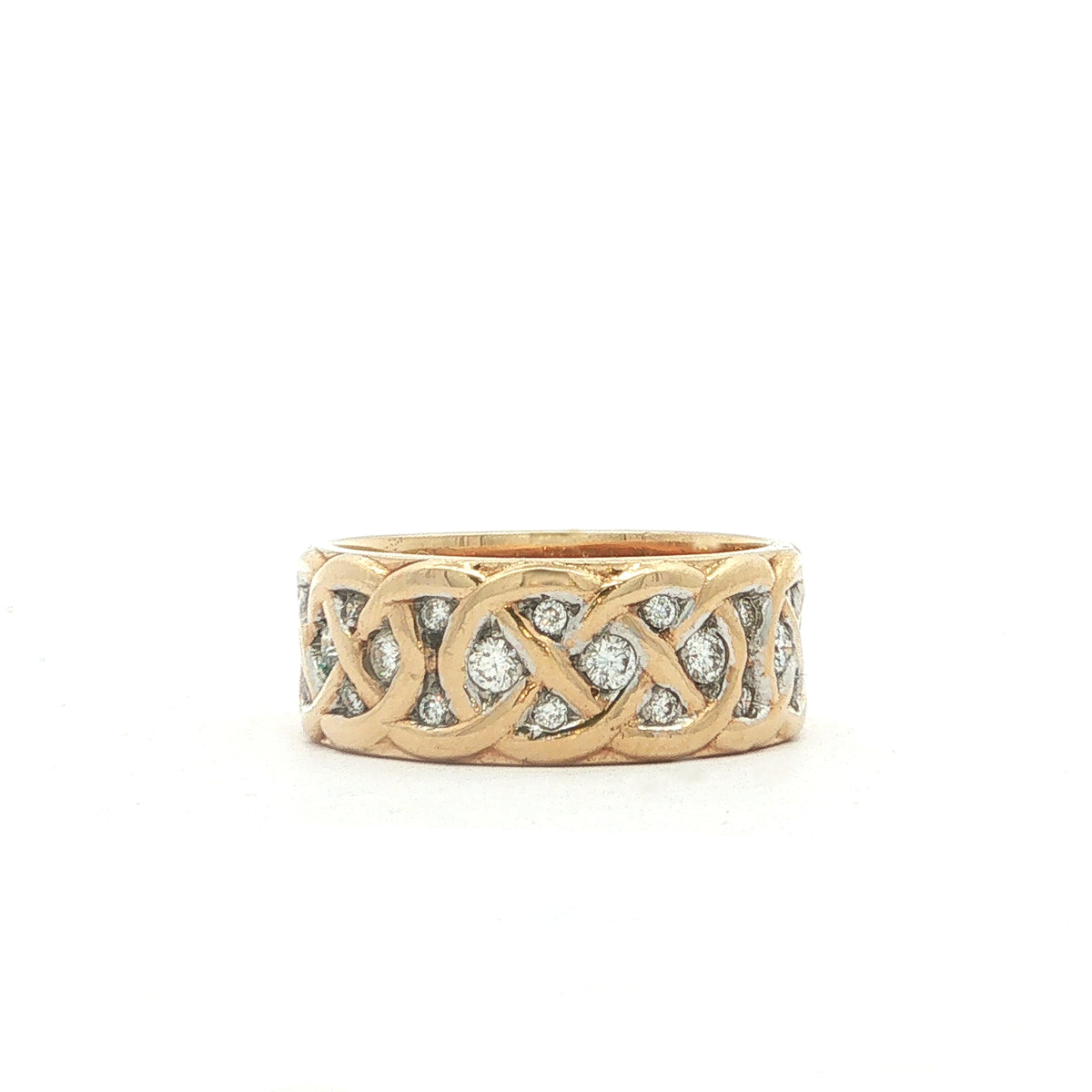 Celtic Knot Band with Natural Diamond