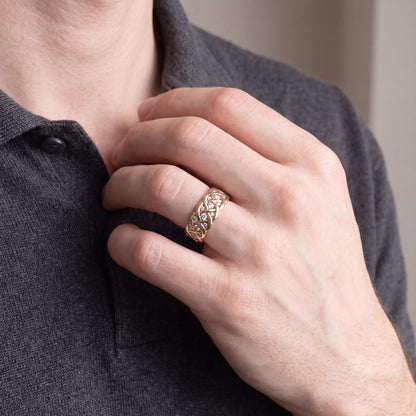 Celtic Knot Band with Natural Diamond