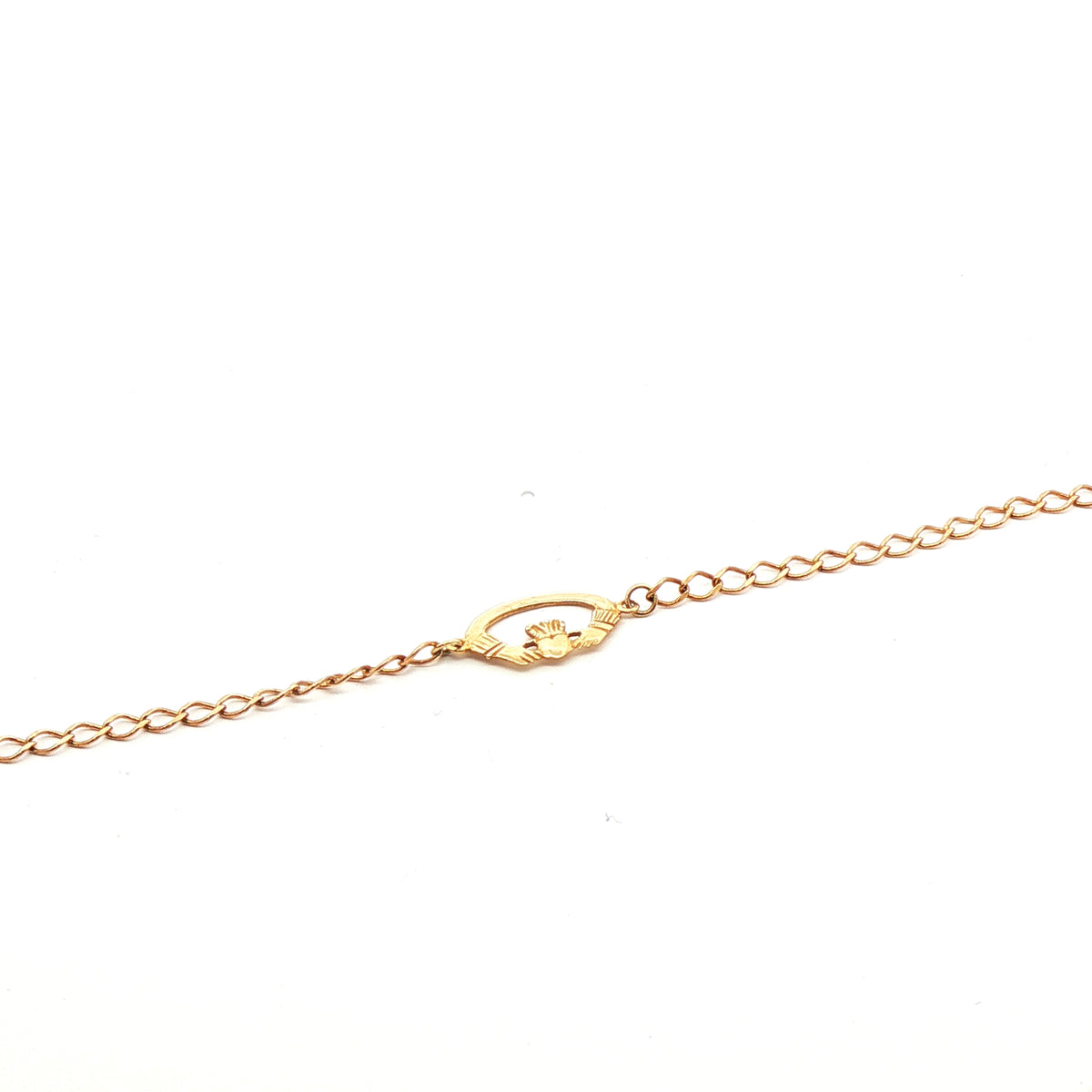 Ladies Single Flat Oval Claddagh Chain Bracelet