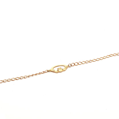 Ladies Single Flat Oval Claddagh Chain Bracelet